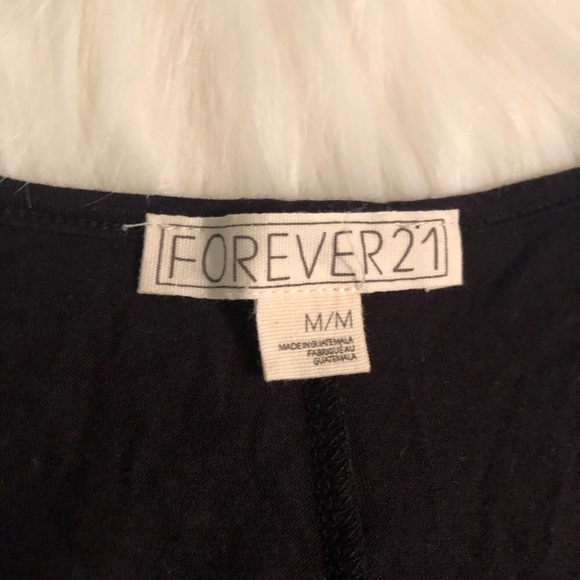 Black Cold Shoulder T Shirt Forever 21 - Picture 3 of 3